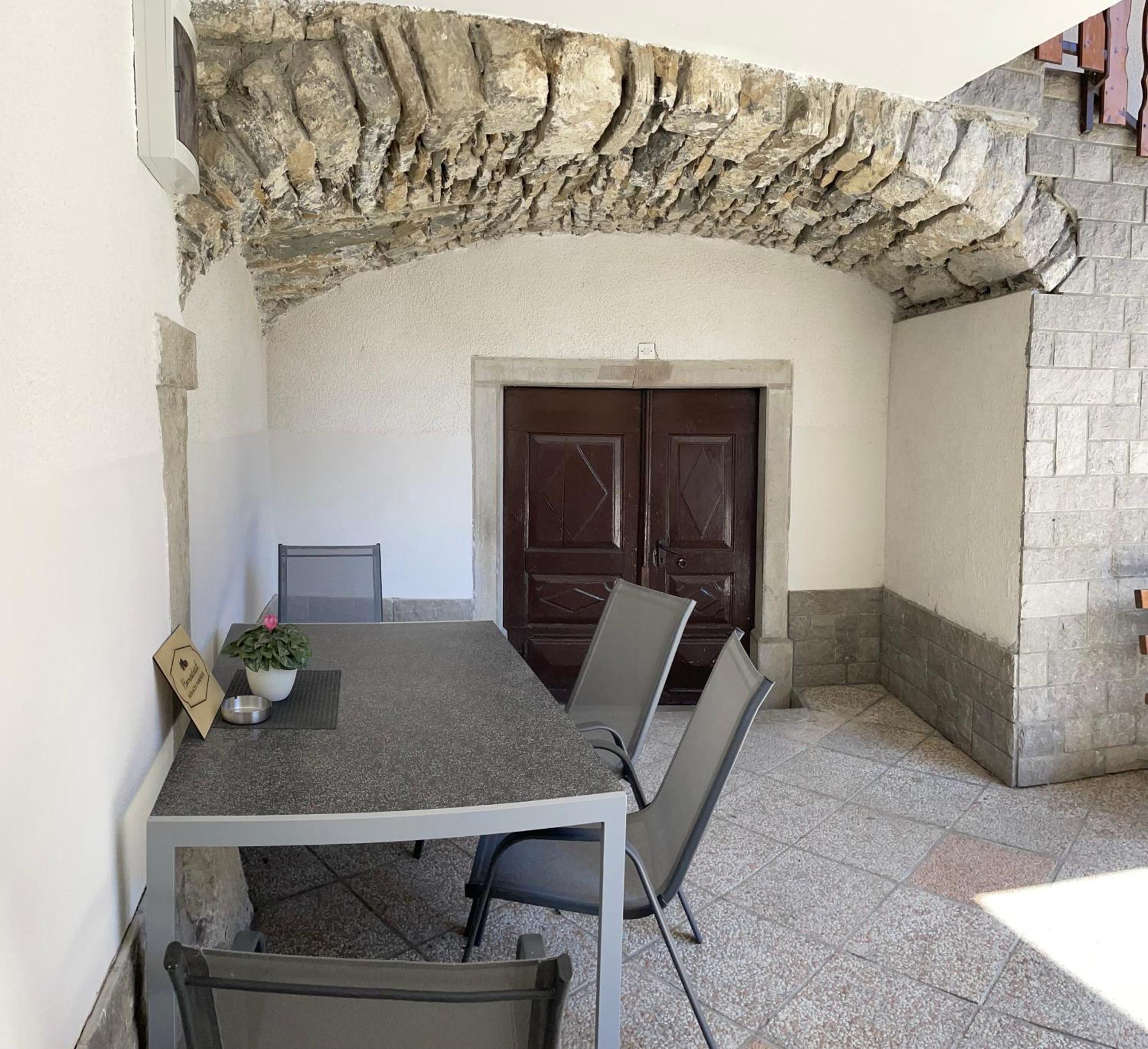 Homestead - Domacija - Nabergoj Podnanos Buitenkant foto
